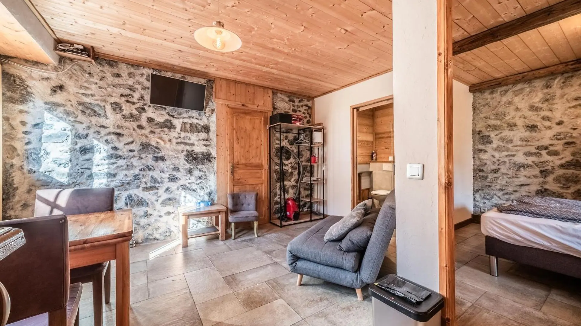 110 M2 Renoves Dans Ancienne Ferme Apartment Sixt-Fer-a-Cheval